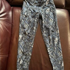 Sweaty Betty Black & Blue Printed Power 7/8 Leggings